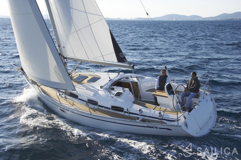 Bavaria 35 Cruiser - Yacht Charter Sailica