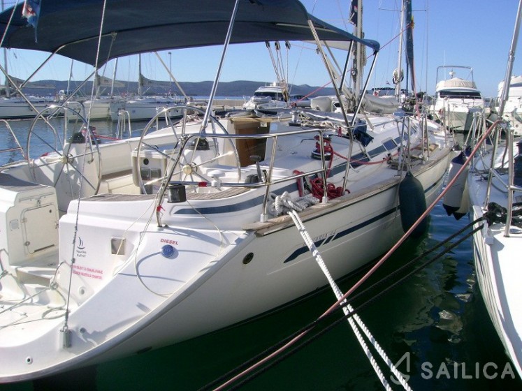 Bavaria 44 - Yacht Charter Sailica