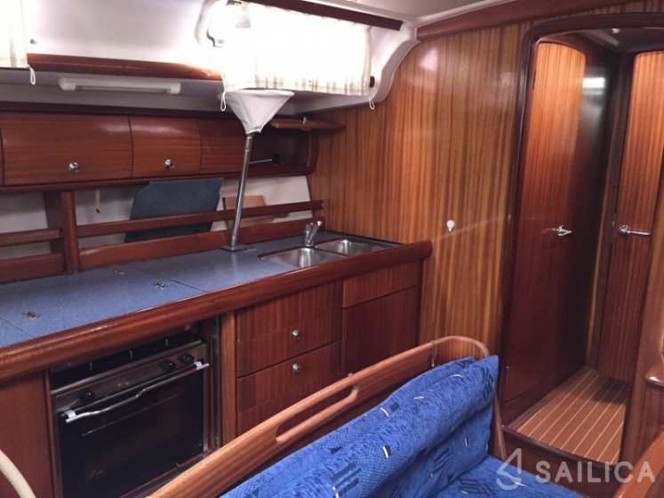 Bavaria 44 - Yacht Charter Sailica