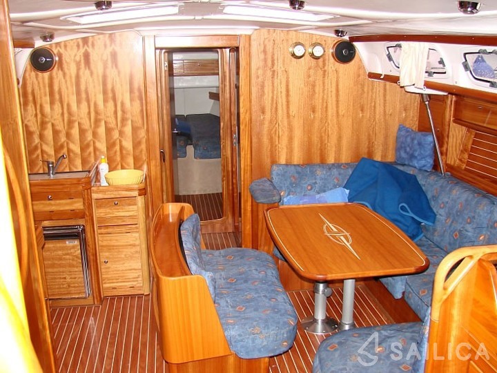 Bavaria 44 - Yacht Charter Sailica