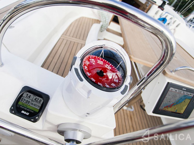 Delphia 47 - Yacht Charter Sailica
