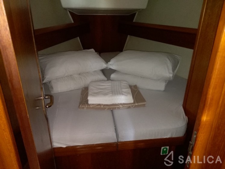Sun Odyssey 43  - Yacht Charter Sailica
