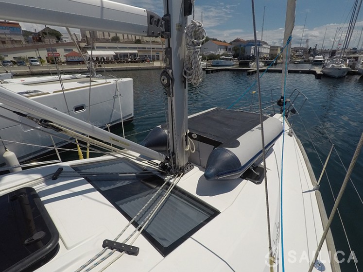 Elan 40 Impression - Yacht Charter Sailica