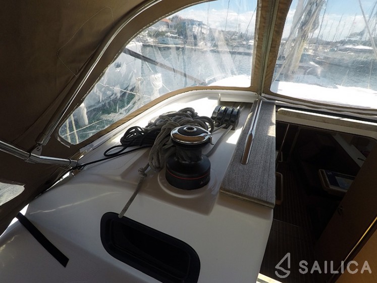 Elan 40 Impression - Yacht Charter Sailica