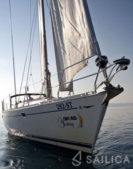 Sun Odyssey 45.2 - Yacht Charter Sailica
