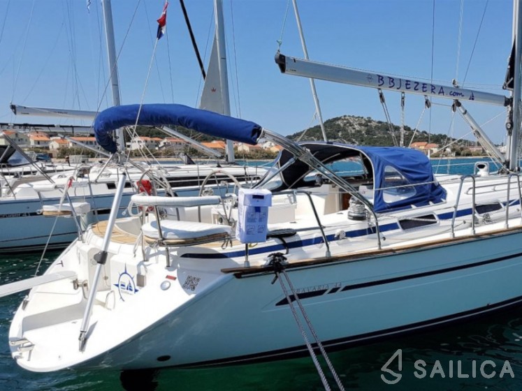 Bavaria 44 - Yacht Charter Sailica