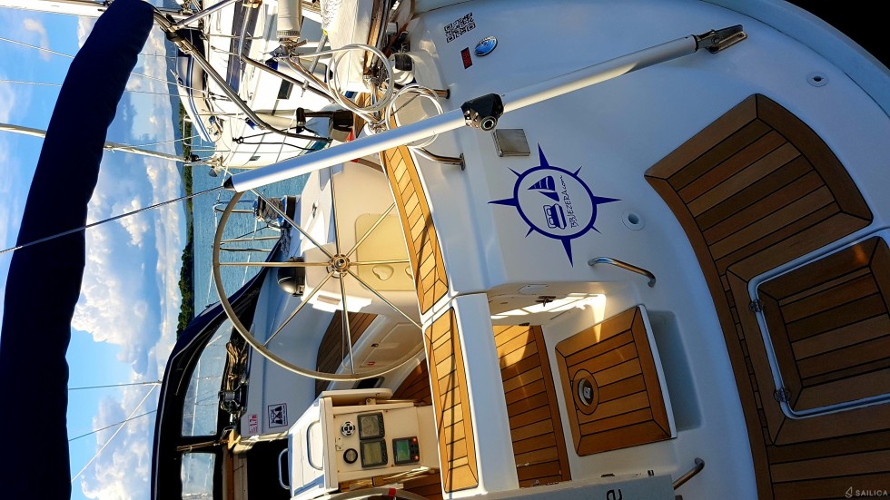 Bavaria 44 - Yacht Charter Sailica