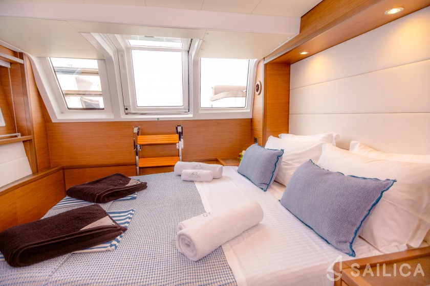 Lagoon 620 - Yacht Charter Sailica