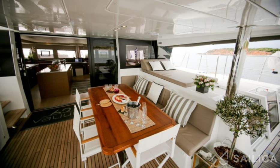 Lagoon 620 - Yacht Charter Sailica