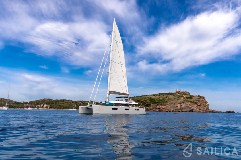Lagoon 620 - Yacht Charter Sailica