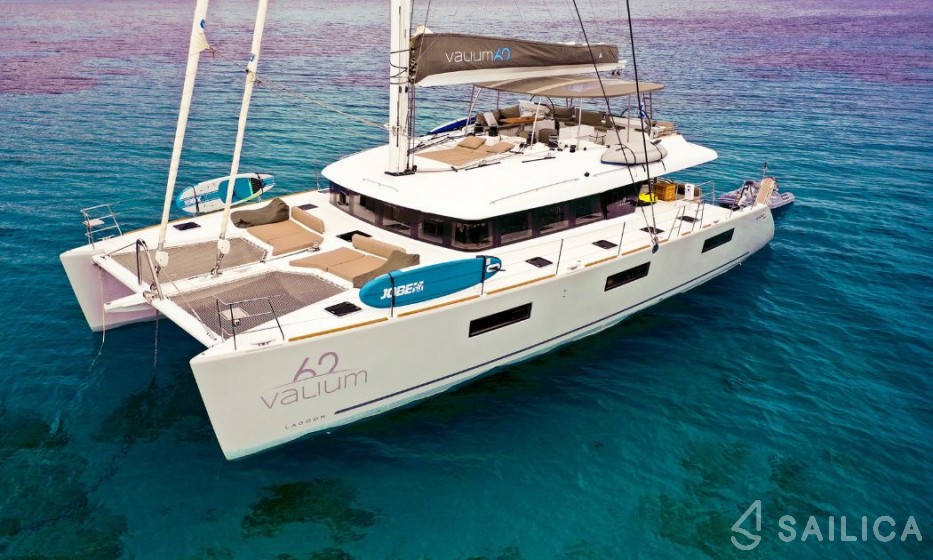 Lagoon 620 - Yacht Charter Sailica