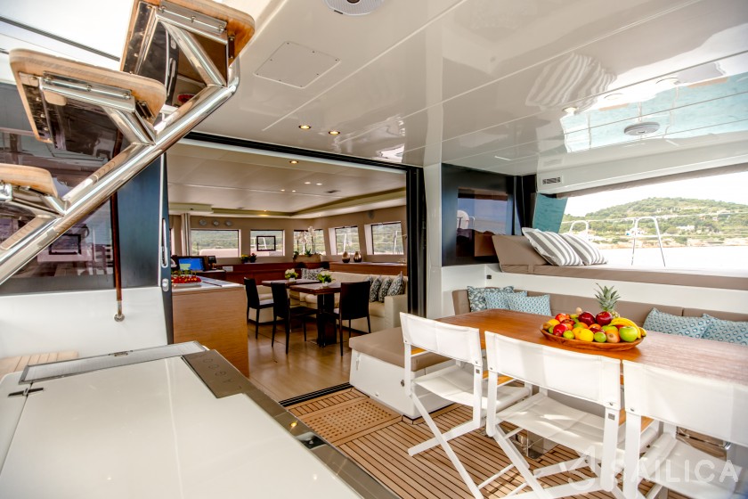 Lagoon 620 - Yacht Charter Sailica
