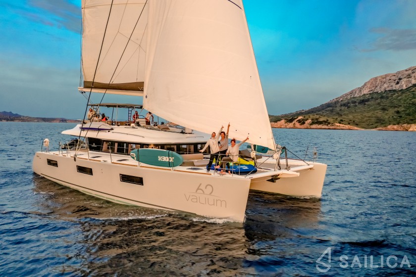 Lagoon 620 - Yacht Charter Sailica
