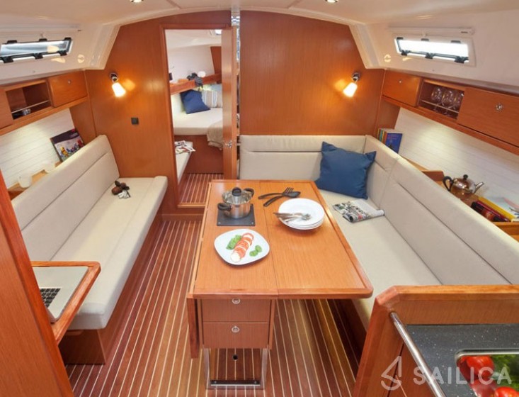 Bavaria 36 Cruiser - Yacht Charter Sailica