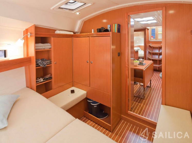 Bavaria 36 Cruiser - Yacht Charter Sailica