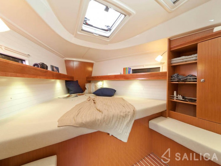 Bavaria 36 Cruiser - Yacht Charter Sailica