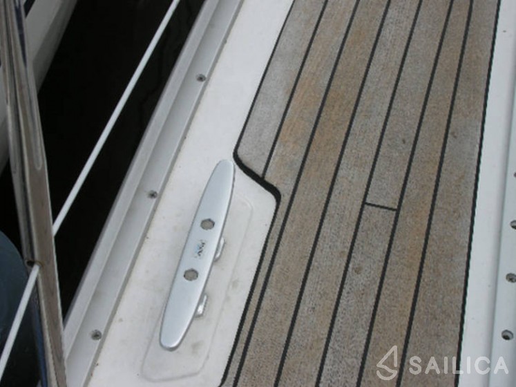 Bavaria 37 Cruiser - Yacht Charter Sailica