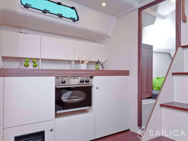 Varianta 44 - Yacht Charter Sailica