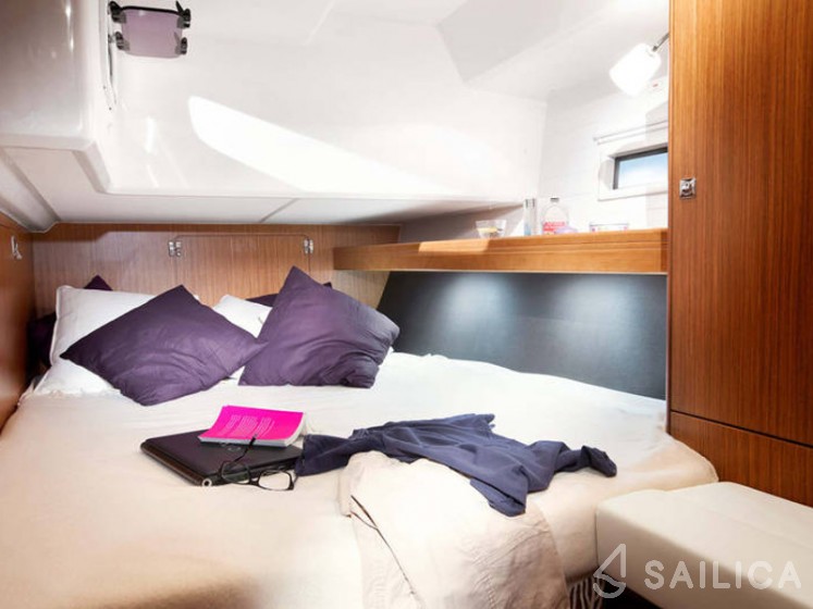Bavaria 46 Cruiser - Yacht Charter Sailica