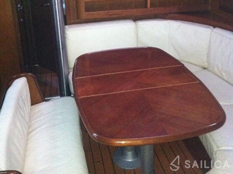 Oceanis 41.1 - Yacht Charter Sailica