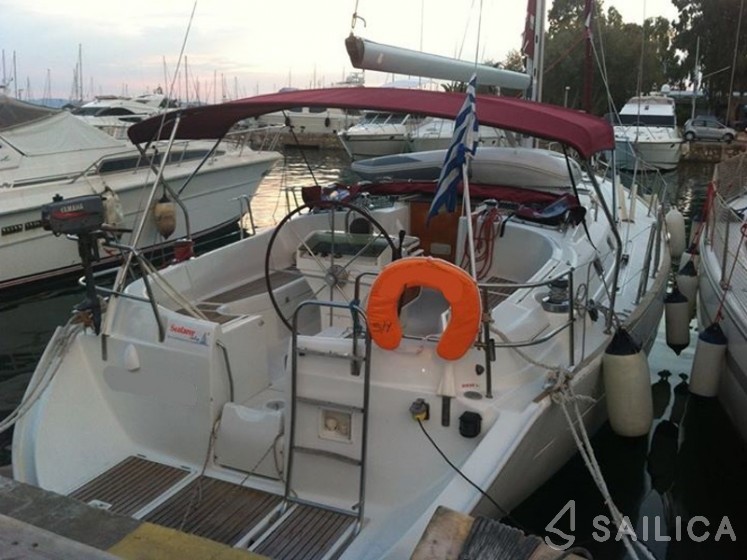 Oceanis 41.1 - Yacht Charter Sailica