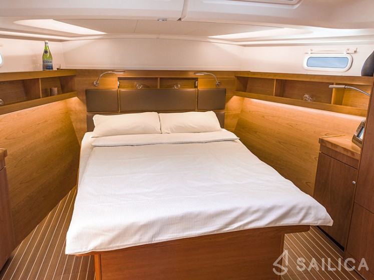 Hanse 505 - Yacht Charter Sailica