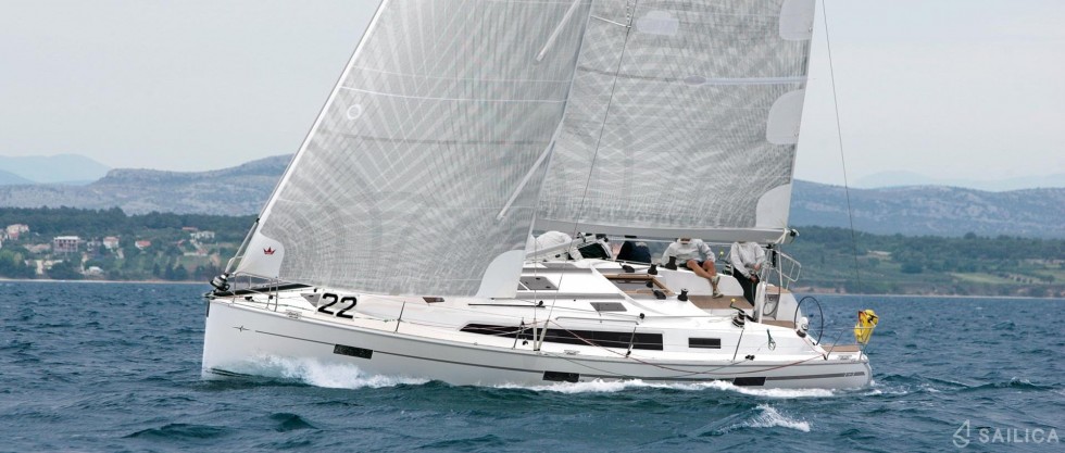 Bavaria 40 Cruiser S - Yacht Charter Sailica