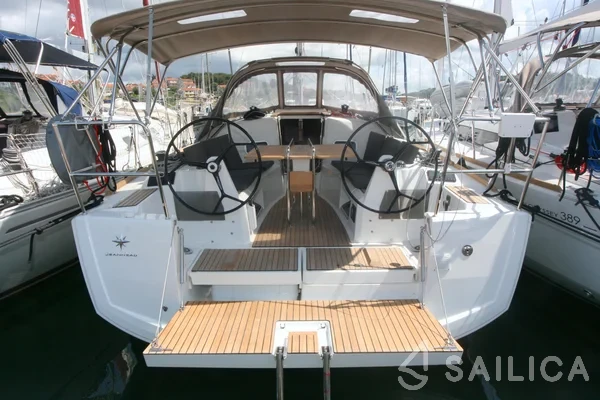 Sun Odyssey 349 - Yacht Charter Sailica