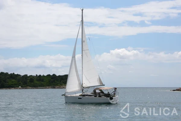 Sun Odyssey 349 - Yacht Charter Sailica