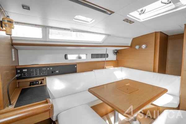 Sun Odyssey 479 - Yacht Charter Sailica