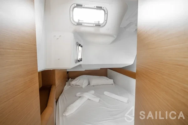 Sun Odyssey 479 - Yacht Charter Sailica