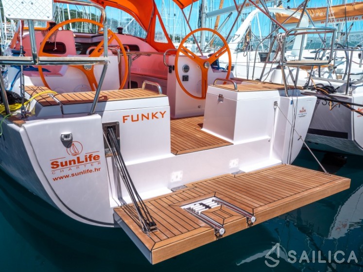 Elan Impression 40.1 - Yacht Charter Sailica