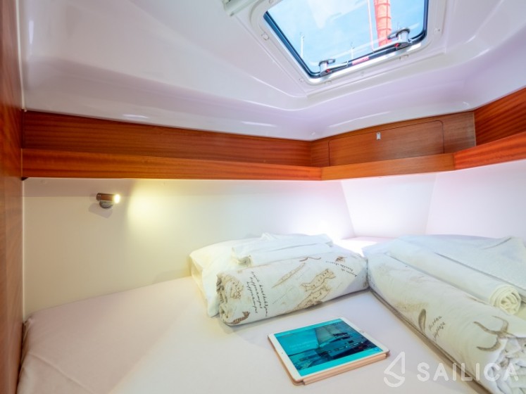 Elan Impression 40.1 - Yacht Charter Sailica