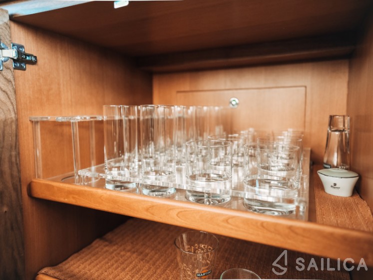 Elegance 60 Fly - Yacht Charter Sailica
