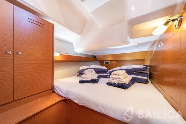 Dufour 460 GL - Yacht Charter Sailica
