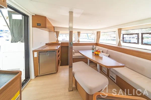 Lagoon 42 - Yacht Charter Sailica
