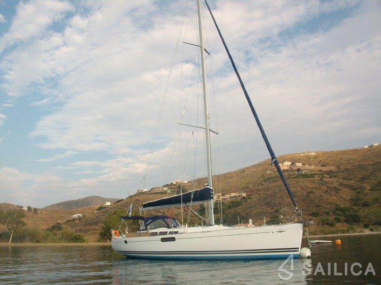 Sun Odyssey 49i - Yacht Charter Sailica