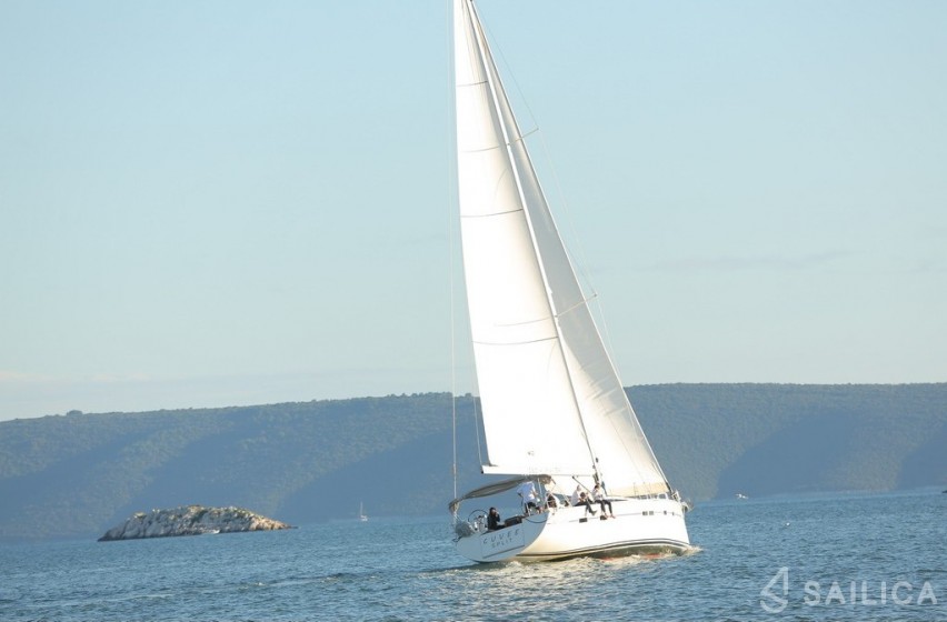 D&D Kufner 54.2 - Yacht Charter Sailica
