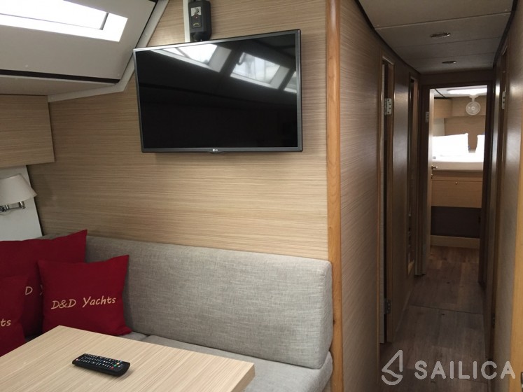 D&D Kufner 54.2 - Yacht Charter Sailica