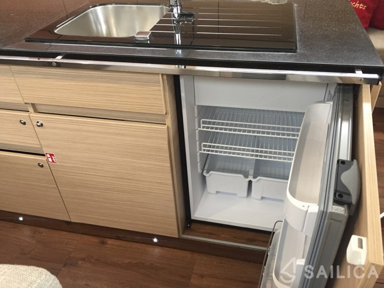 D&D Kufner 54.2 - Yacht Charter Sailica