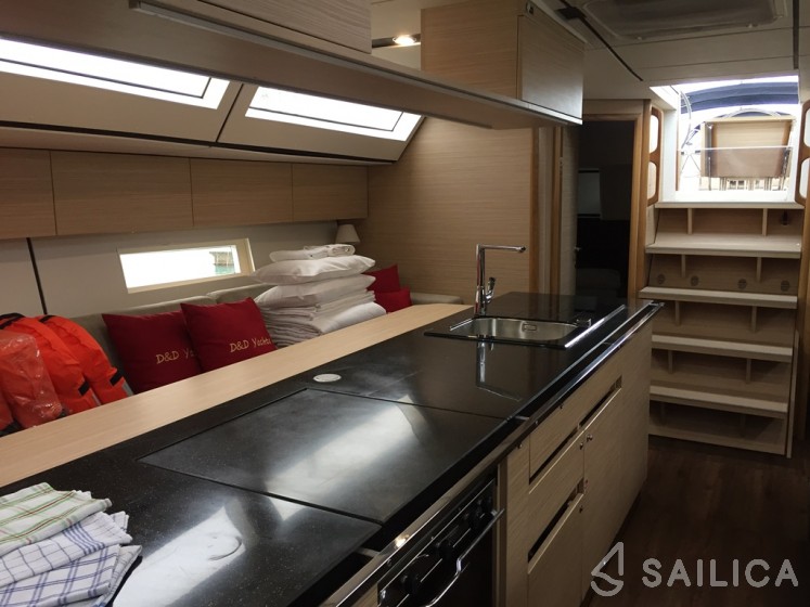 D&D Kufner 54.2 - Yacht Charter Sailica