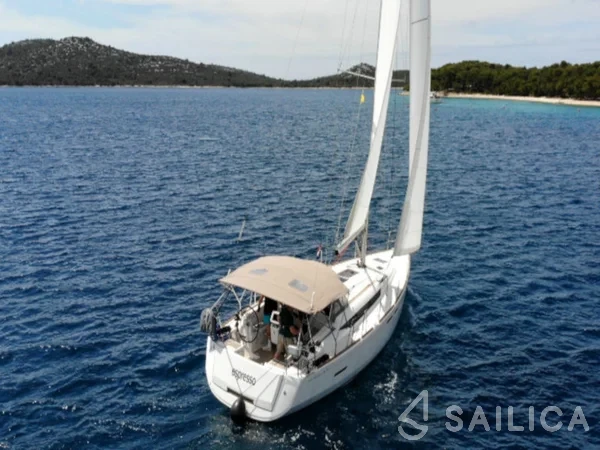 Sun Odyssey 419 - Yacht Charter Sailica