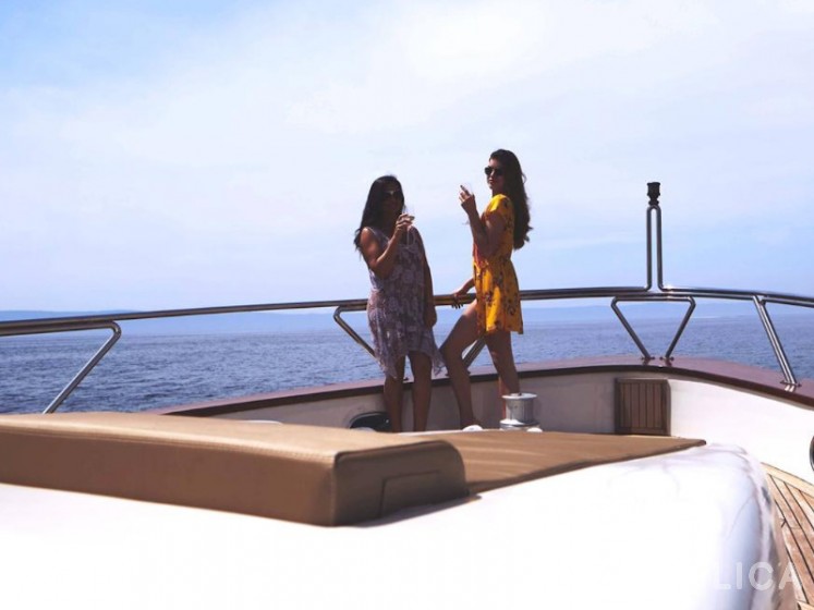 Motoryacht - Yacht Charter Sailica