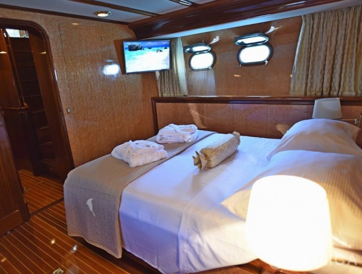 Motoryacht - Yacht Charter Sailica