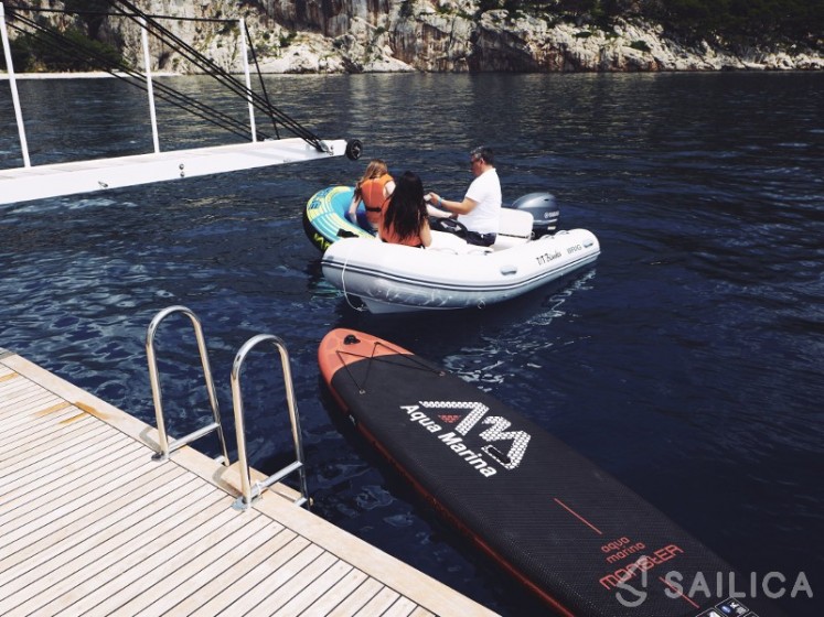 Motoryacht - Yacht Charter Sailica