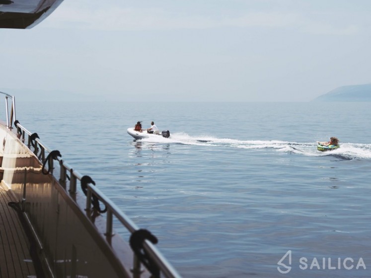 Motoryacht - Yacht Charter Sailica