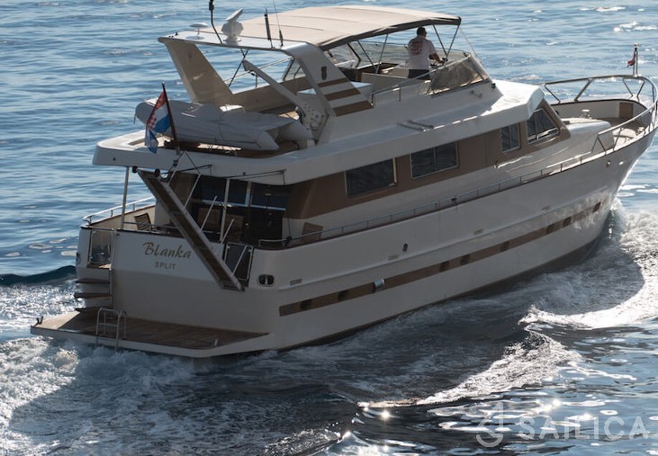 Motoryacht - Yacht Charter Sailica