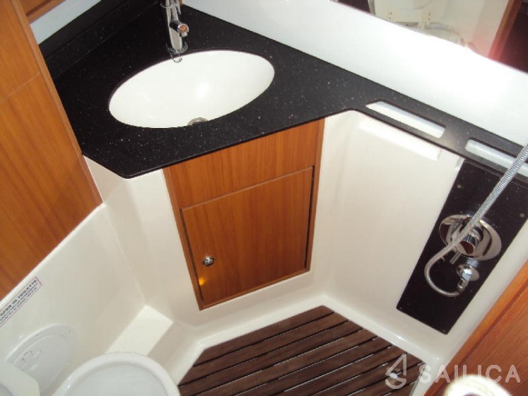 Bavaria Cruiser 45 - Yacht Charter Sailica