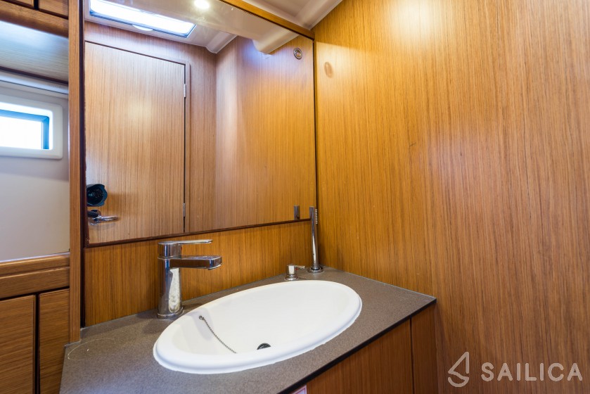 Bavaria Cruiser 56 - Yacht Charter Sailica