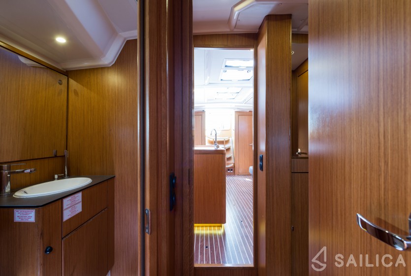 Bavaria Cruiser 56 - Yacht Charter Sailica